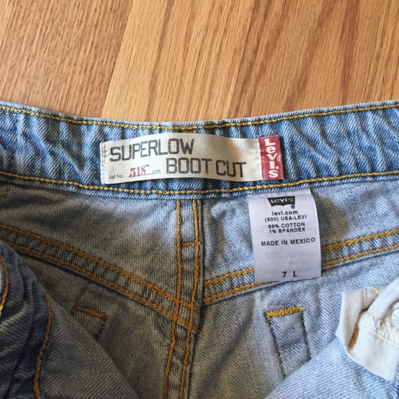 Vintage Levi’s bootcut jeans - Picture 6 of 8